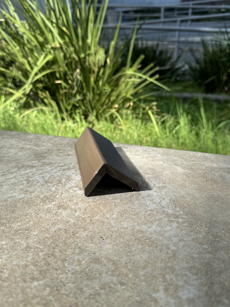 Revestimiento de Esquina WPC- 3000 x 53 x 41 mm - WN41